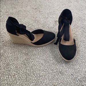 old navy wedge sandal heel with lace tie up